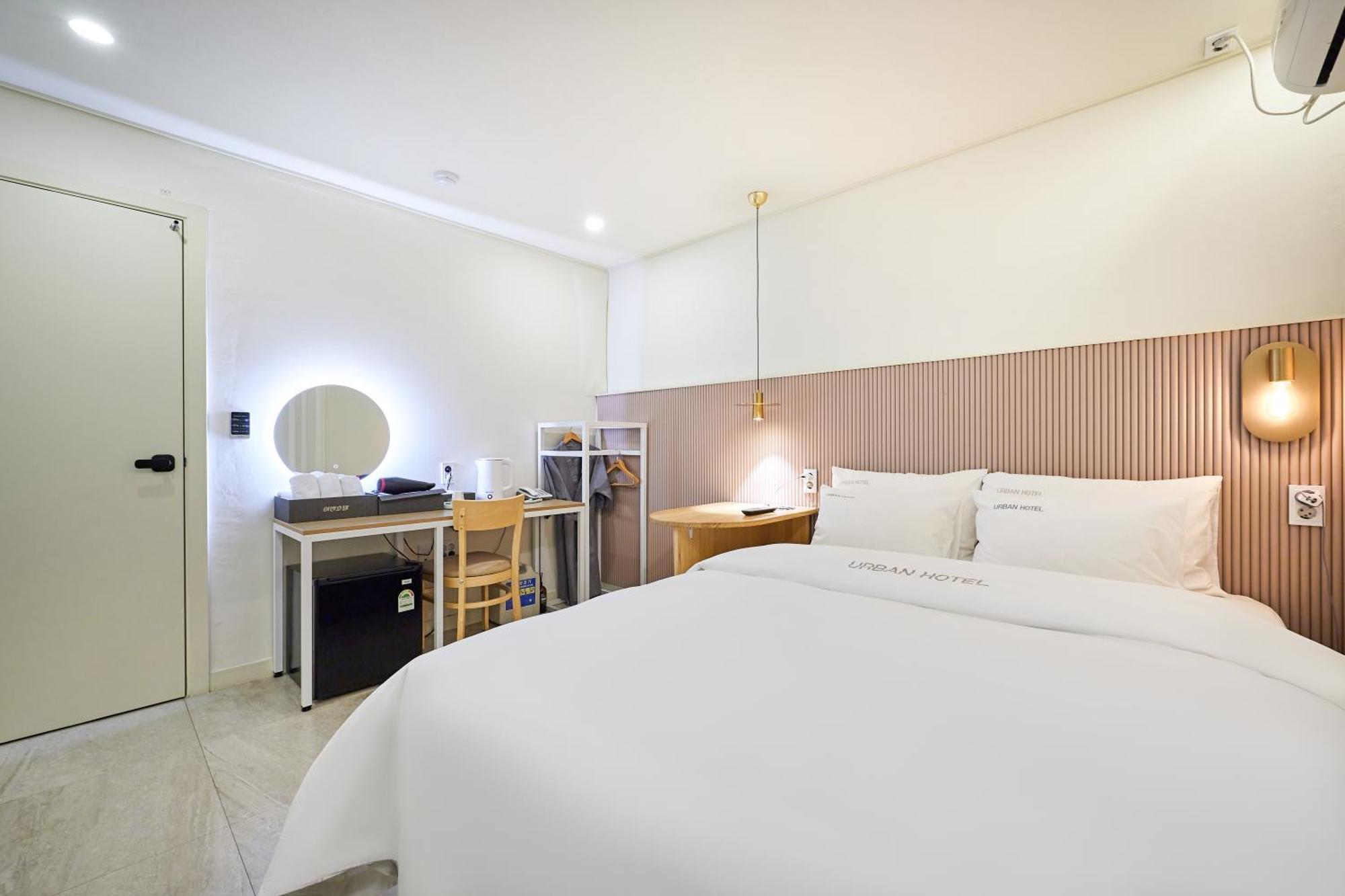 Urban Hotel Pyeongtaek Extérieur photo