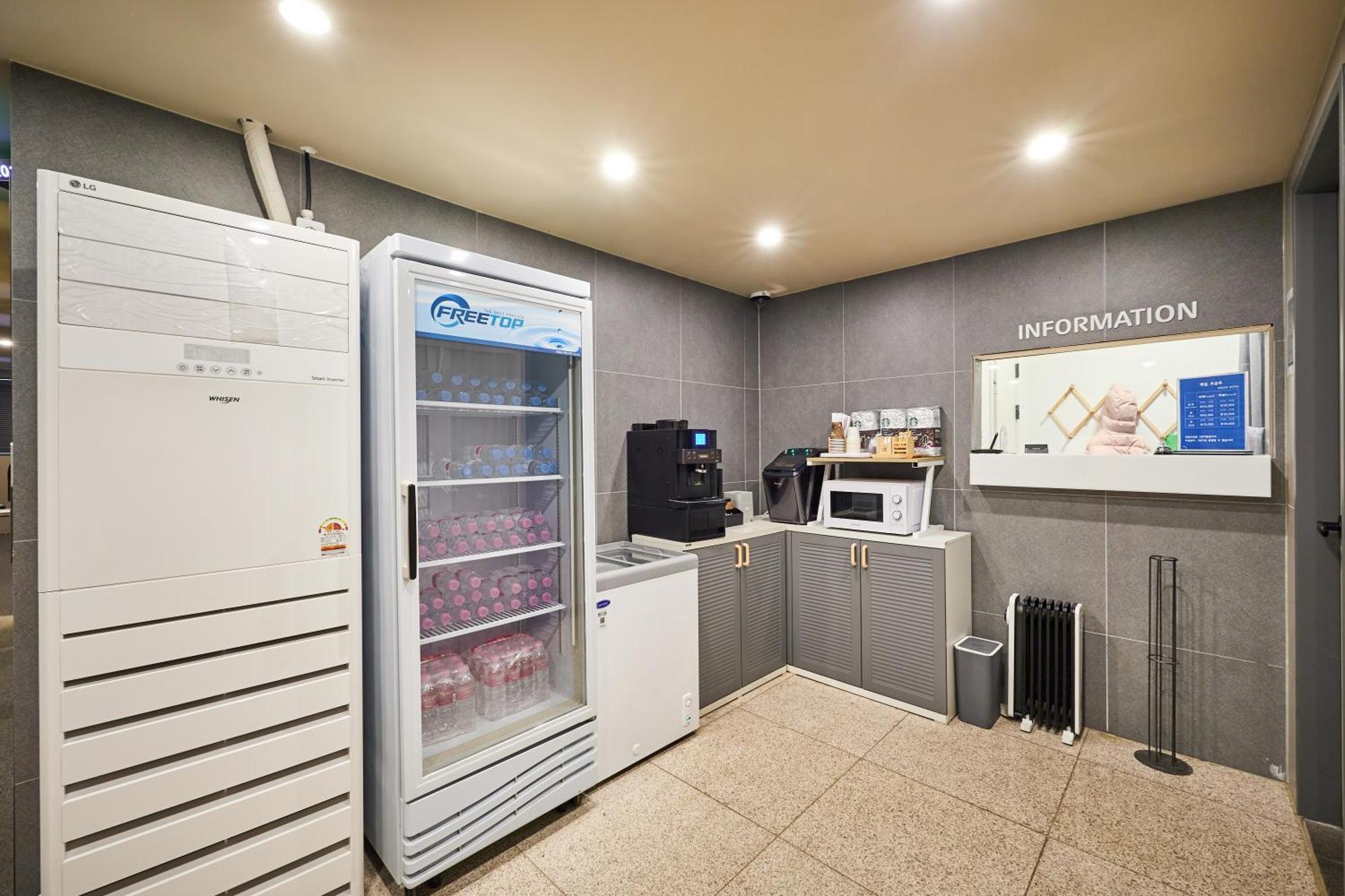 Urban Hotel Pyeongtaek Extérieur photo